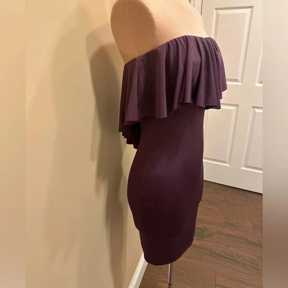 Dress the Population Strapless Plum Ruffle Bodycon Mini Dress Size Small - Picture 6 of 9